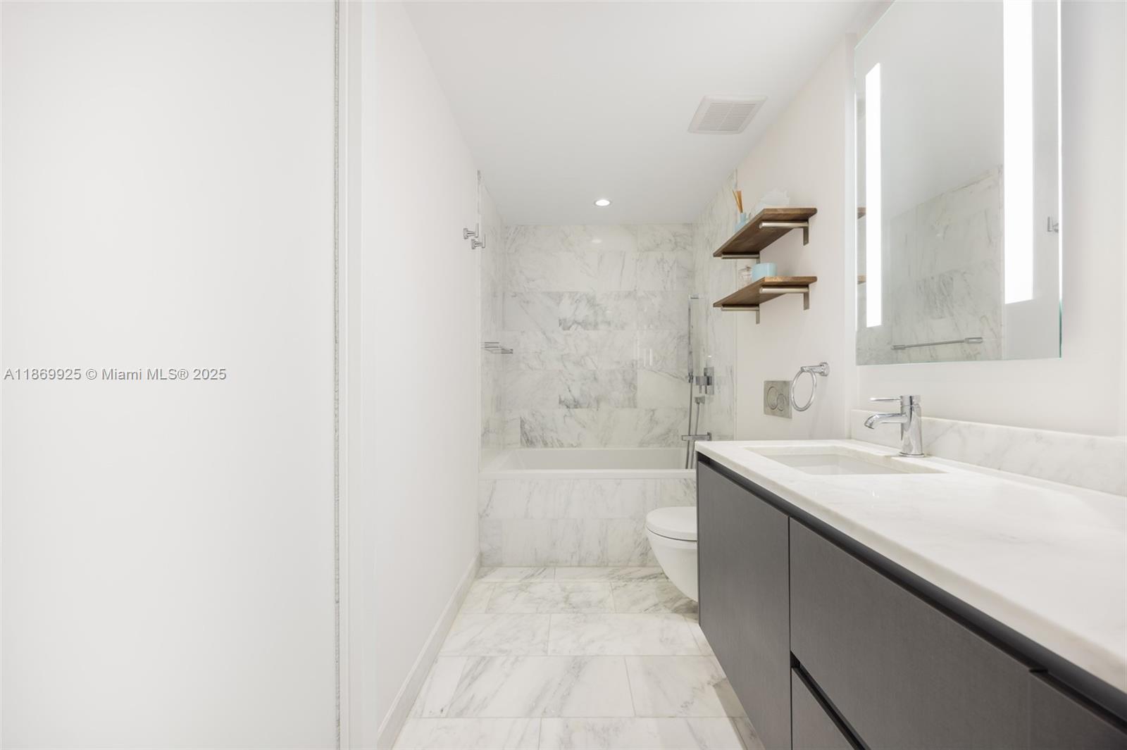 ECHO BRICKELL CONDO - Residential