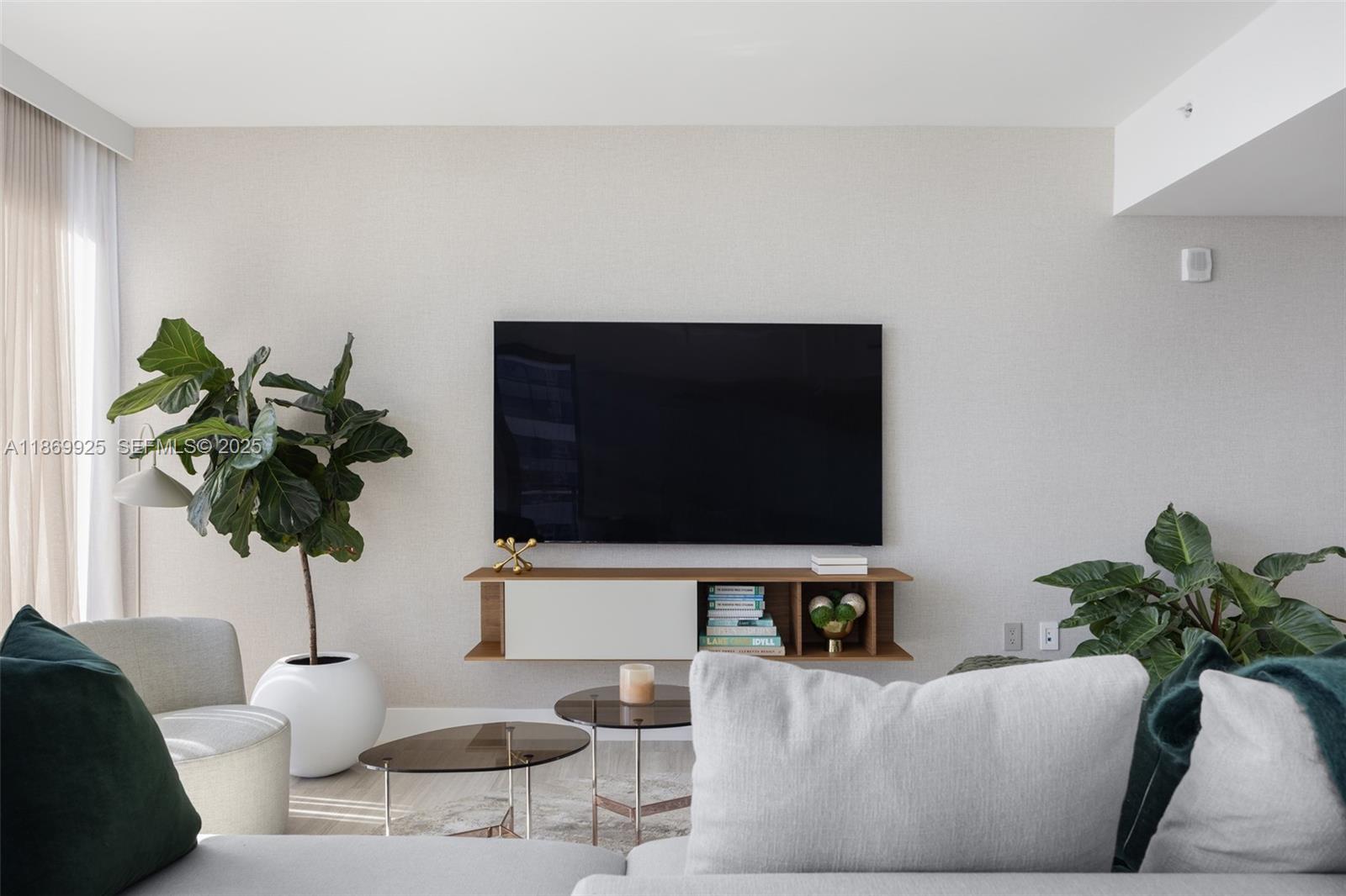 ECHO BRICKELL CONDO - Residential