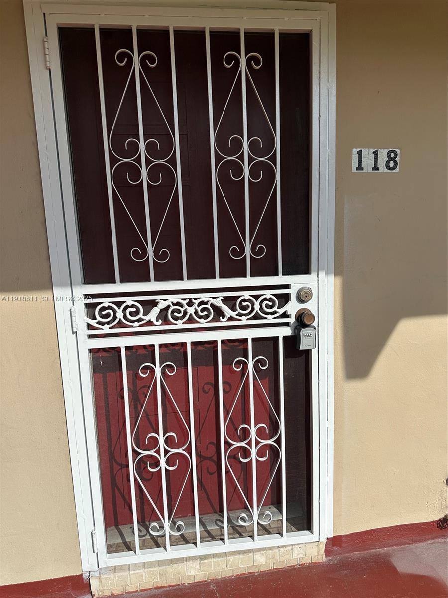 ROLLING GREEN CONDO C - Residential Lease