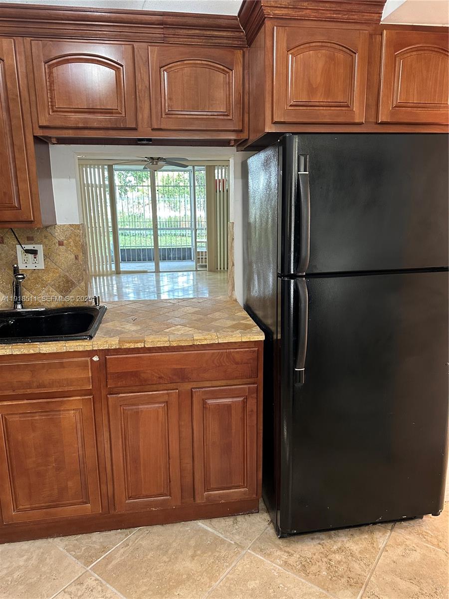 ROLLING GREEN CONDO C - Residential Lease