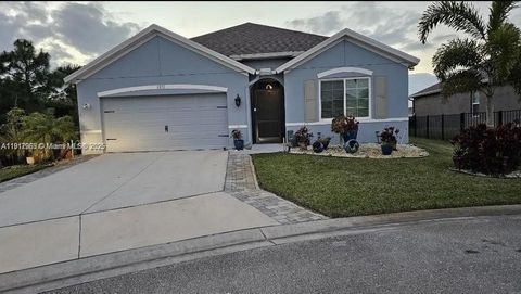 2271 SW Arlington Dr SW Vero Beach FL 32968