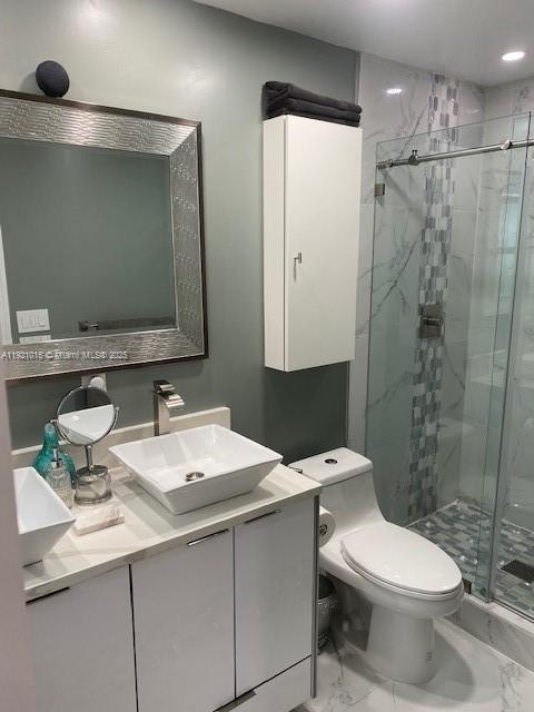 HOLLYWOOD HILLS - Residential Lease