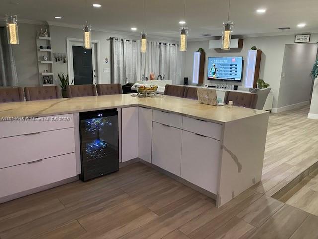 HOLLYWOOD HILLS - Residential Lease