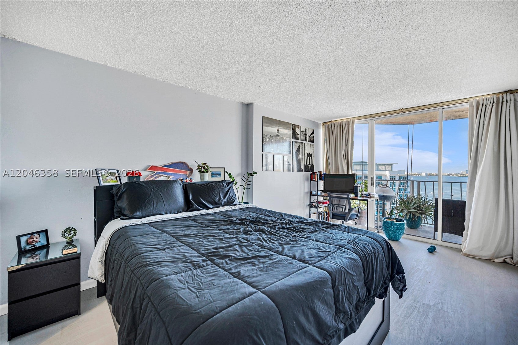 7601 E Treasure Dr 2412