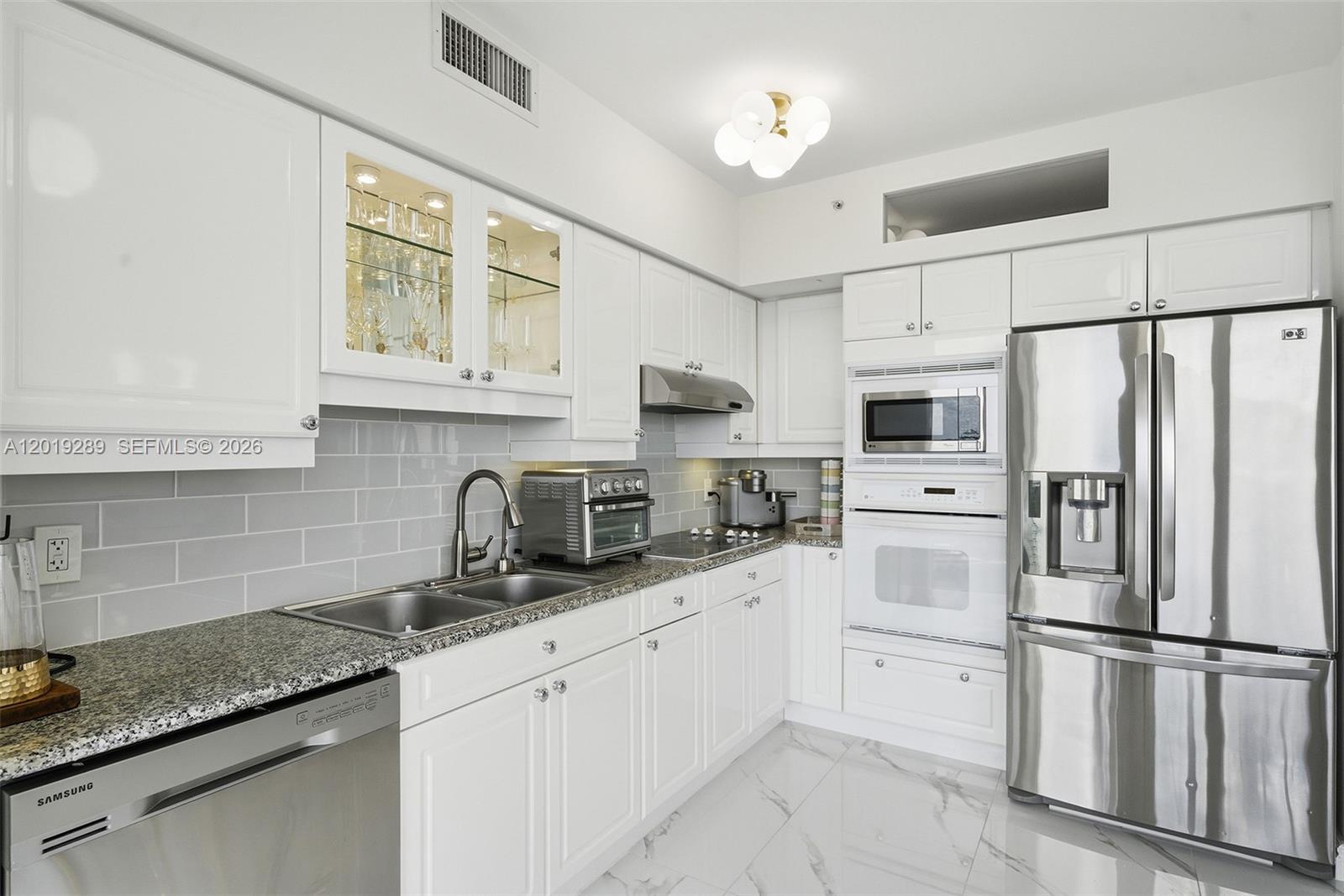 BLUE DIAMOND CONDO - Residential