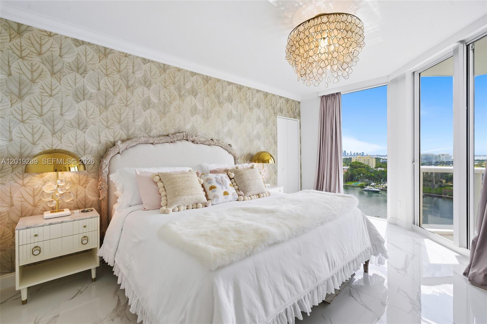 BLUE DIAMOND CONDO - Residential