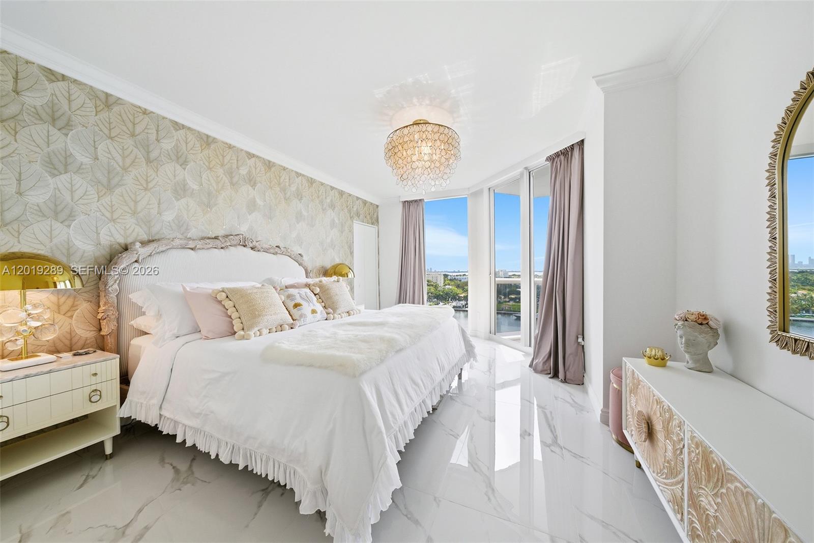 BLUE DIAMOND CONDO - Residential
