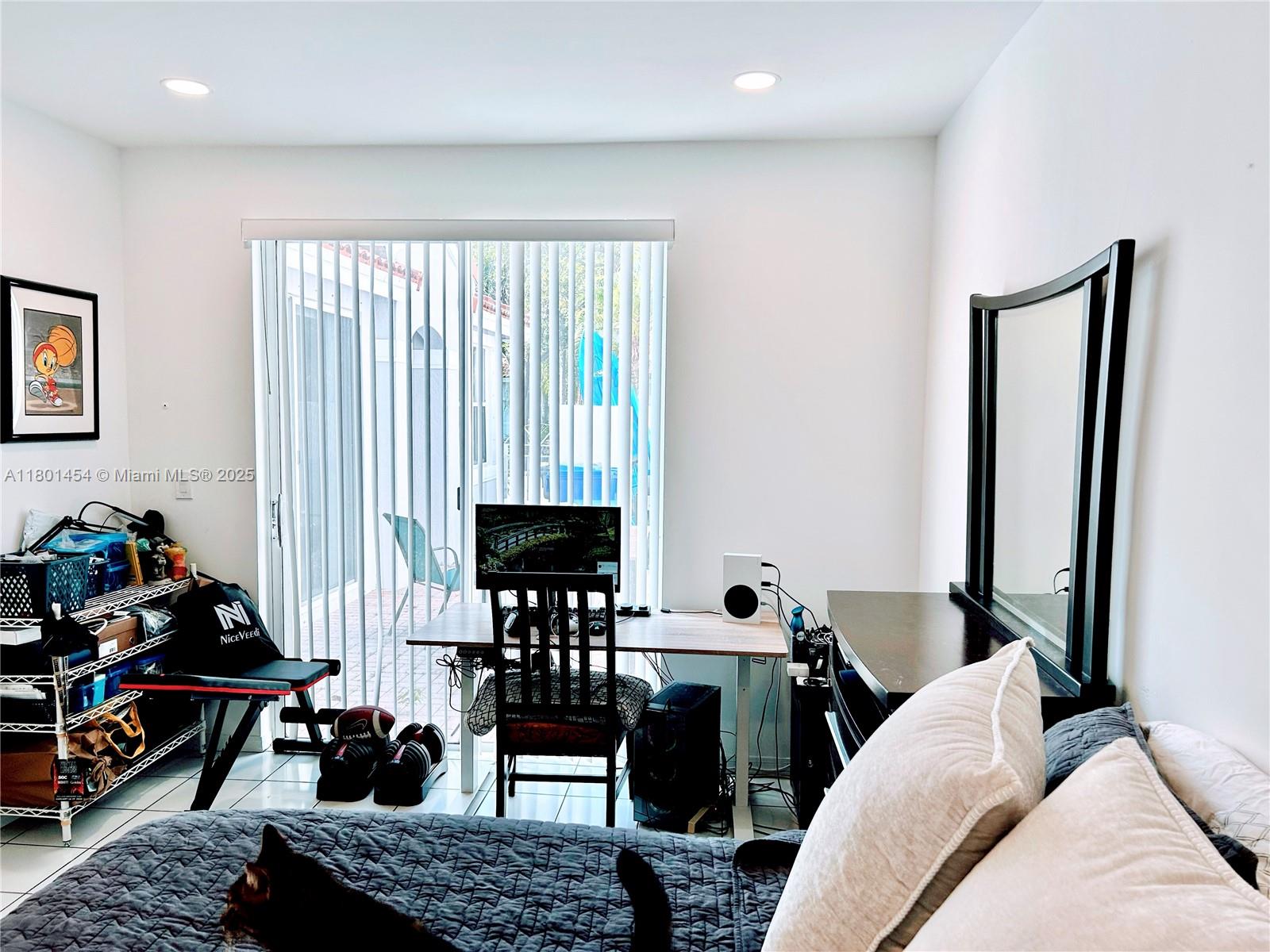 WEST LAKE VILLAGE PLAT - Residential Lease