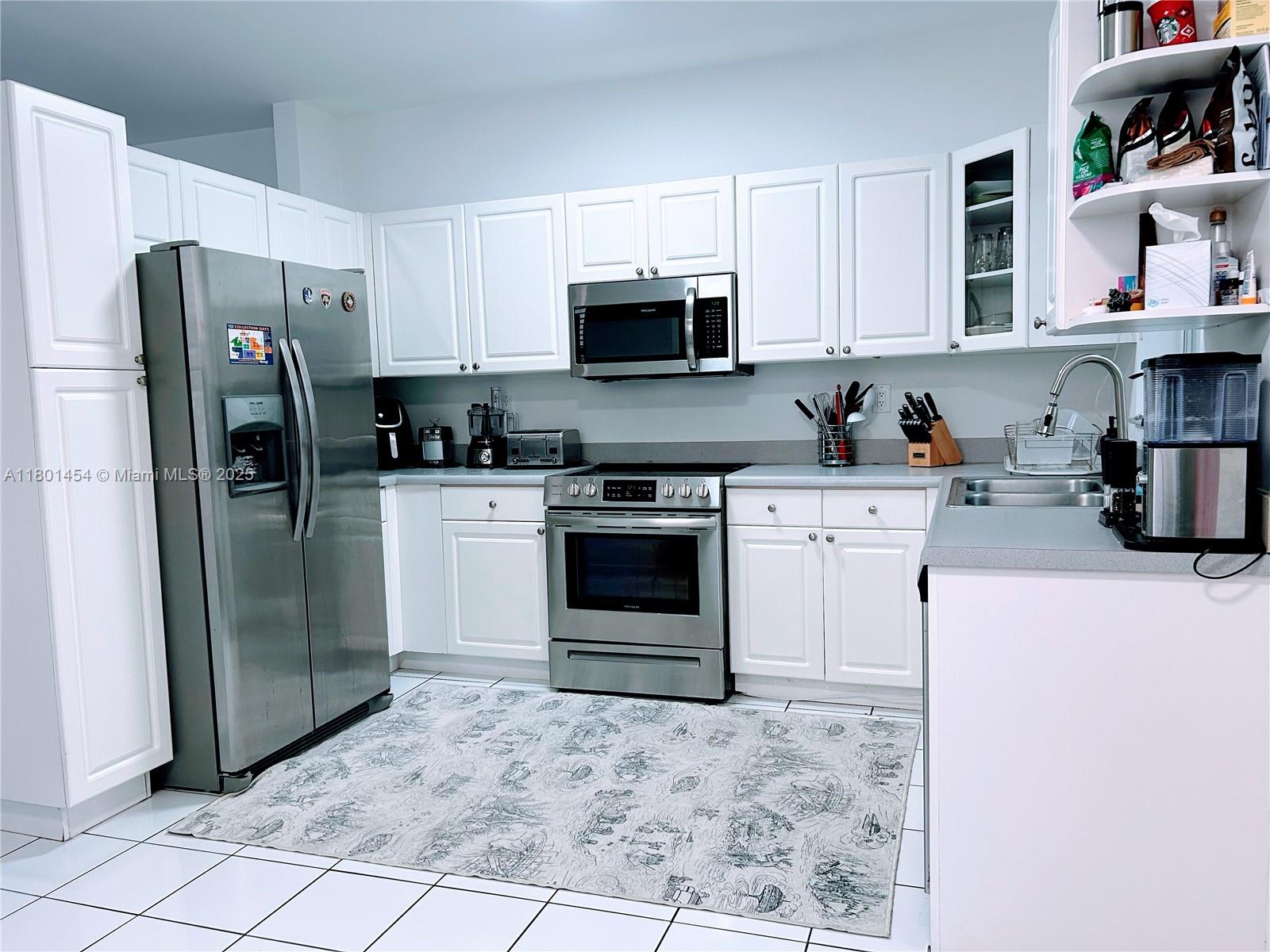 WEST LAKE VILLAGE PLAT - Residential Lease