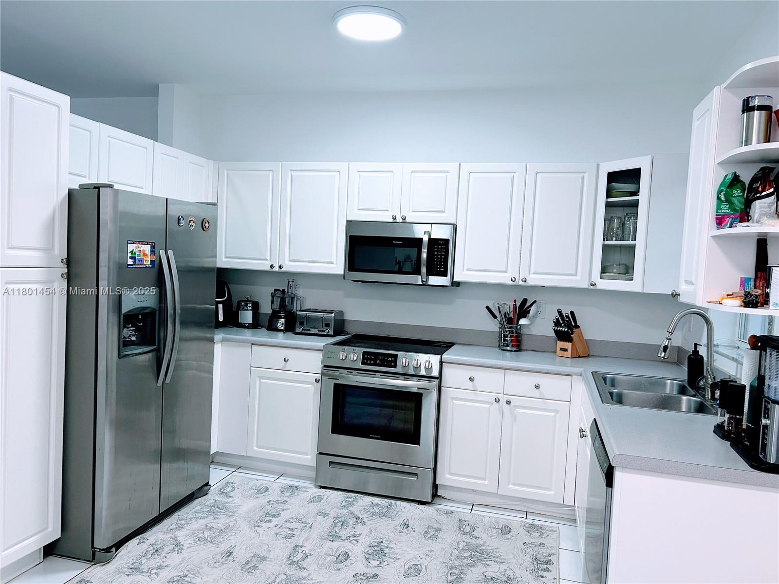 WEST LAKE VILLAGE PLAT - Residential Lease