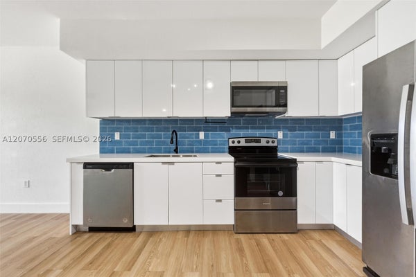 16955 SW 100TH AVE UNIT 1, MIAMI, FL 33157 - Image afd3ace1362adeef17c2bc4fdb275efb/72987015