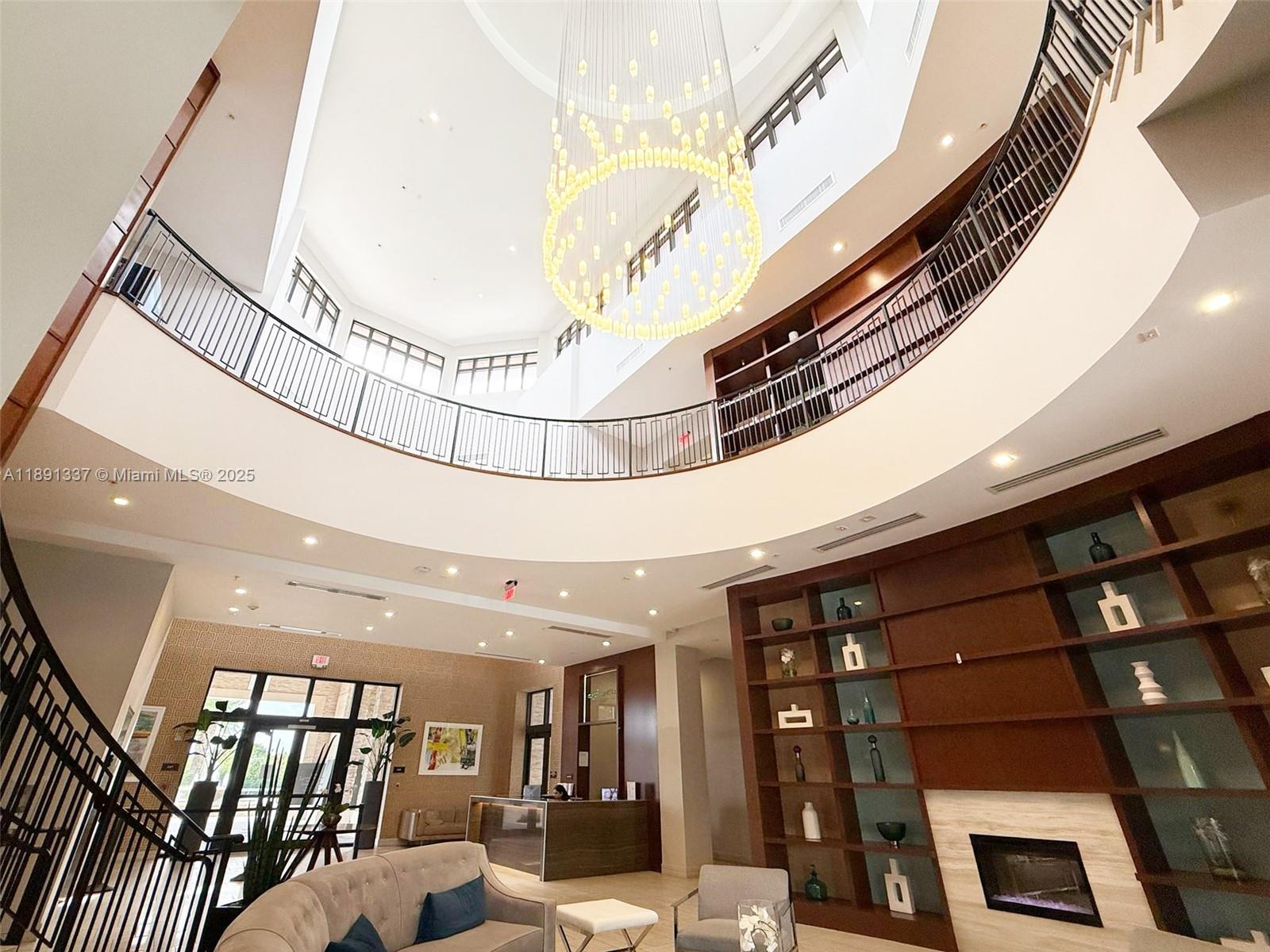 APEX AT PARK CENTRAL COND - Residential