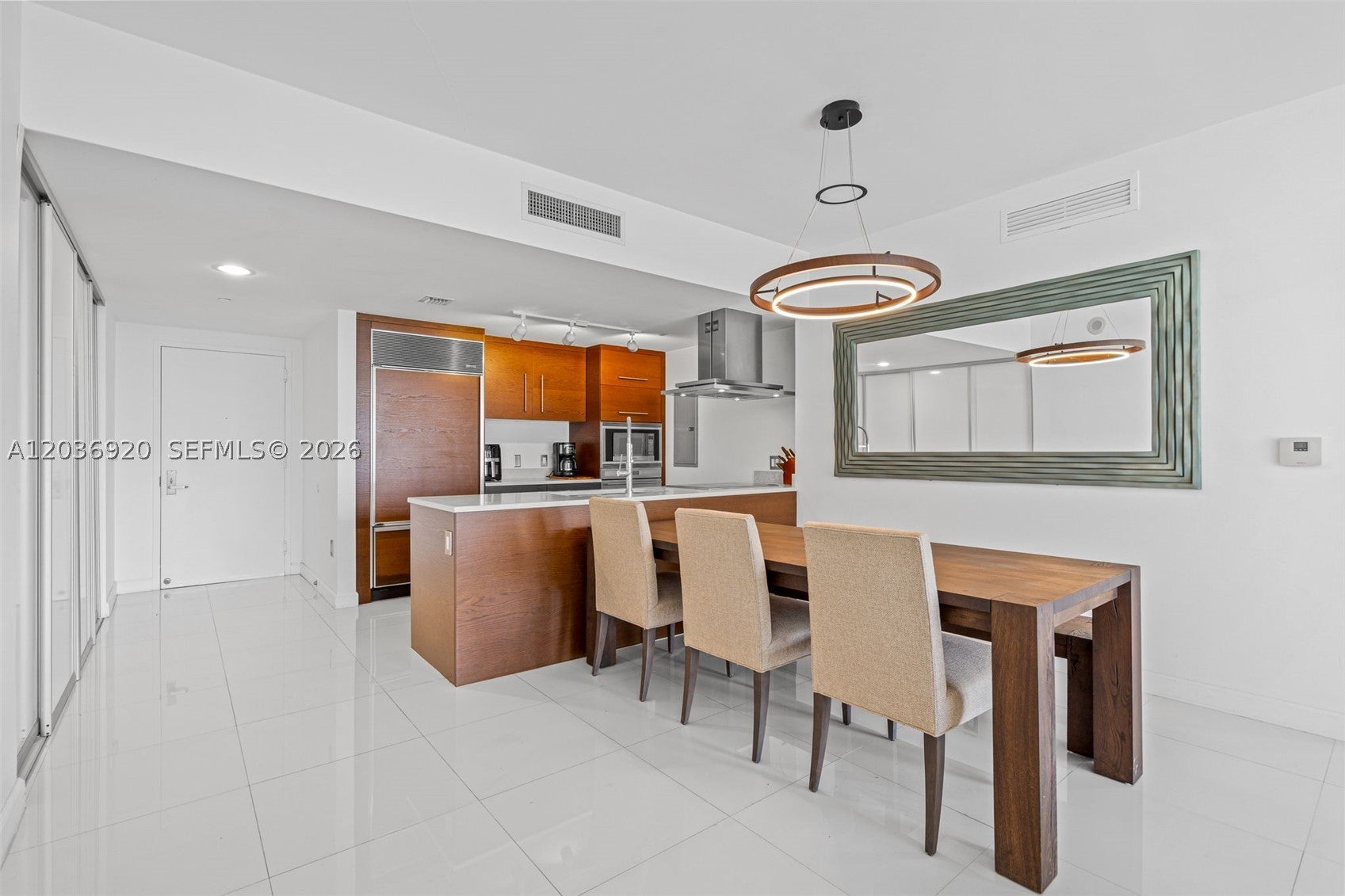 495 Brickell Ave 905