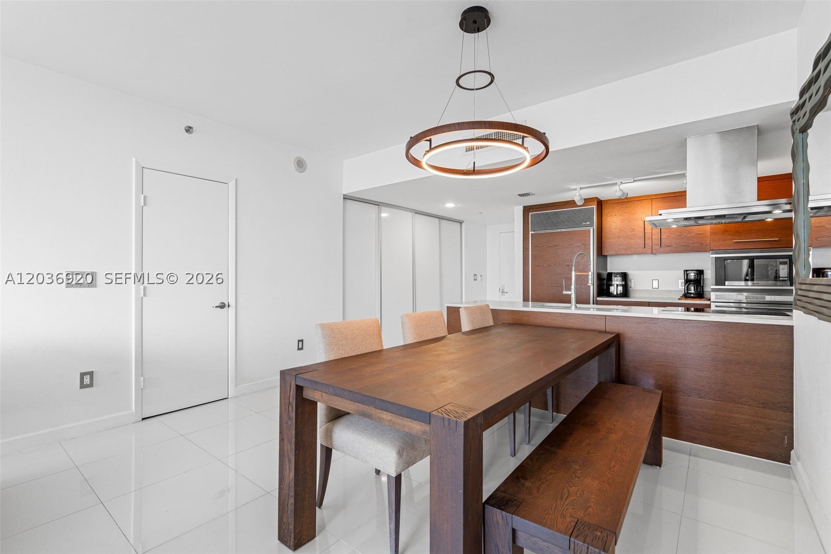 495 Brickell Ave 905