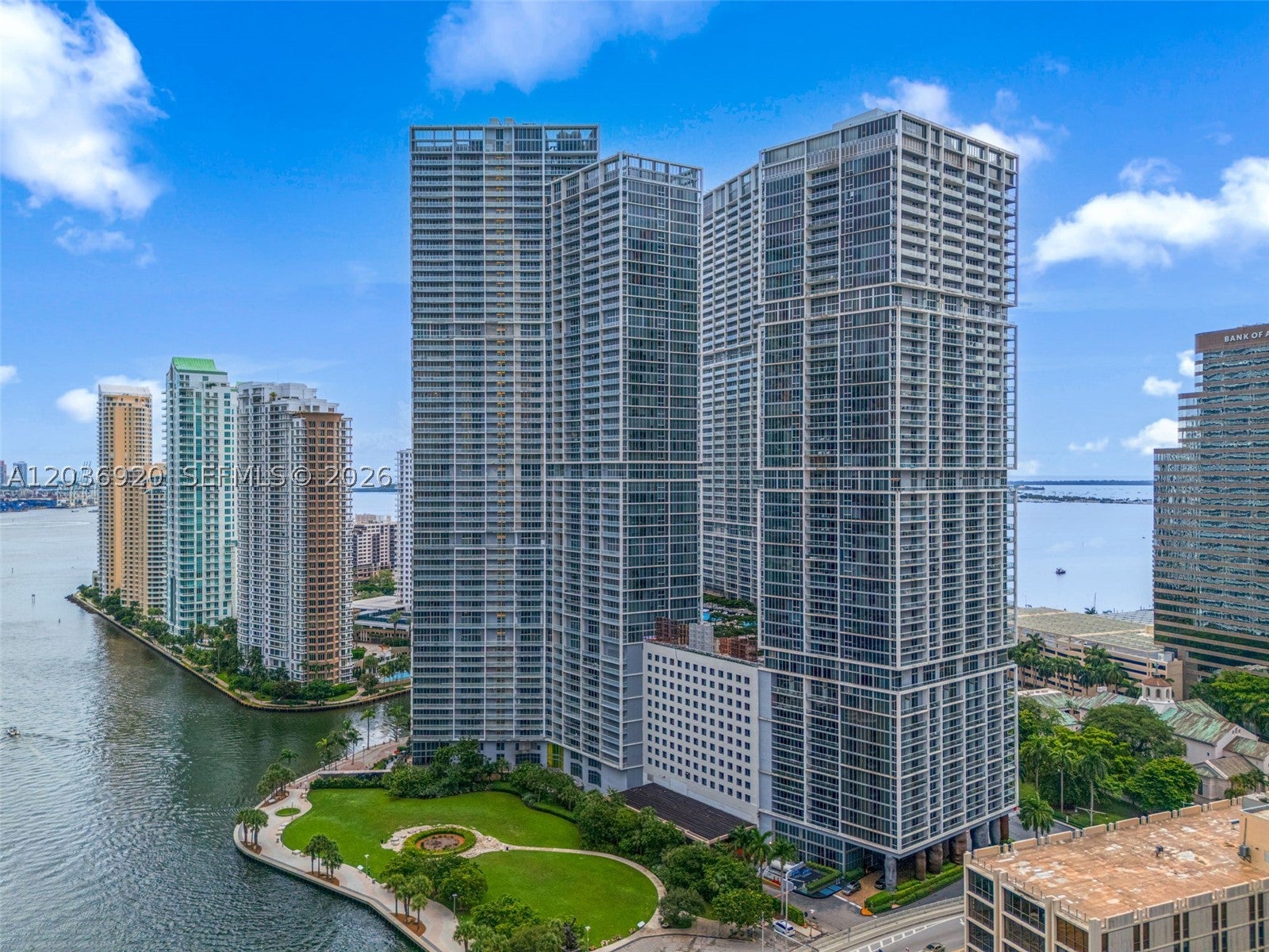 495 Brickell Ave 905, Miami FL 33131