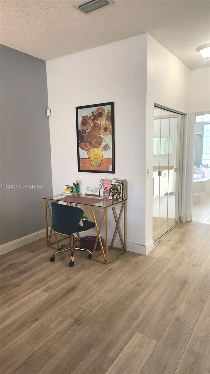 HOLIDAY SPRINGS VILLAGE S - Residential