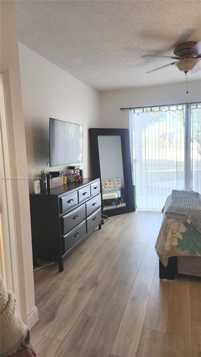 HOLIDAY SPRINGS VILLAGE S - Residential