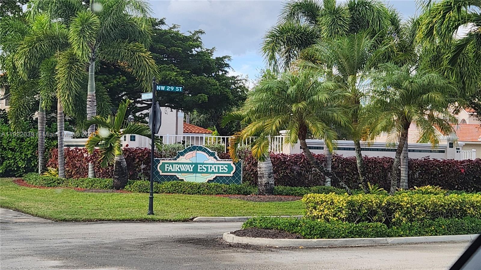 HOLIDAY SPRINGS VILLAGE S - Residential