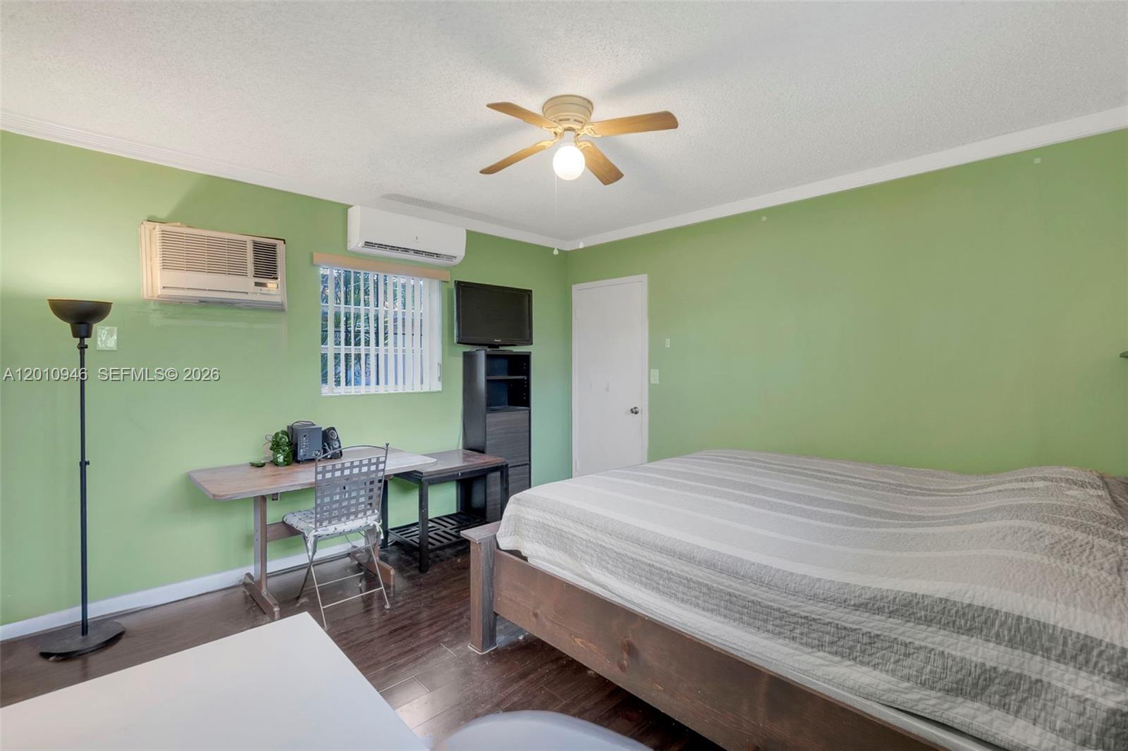 BRADLEY HEIGHTS - Residential