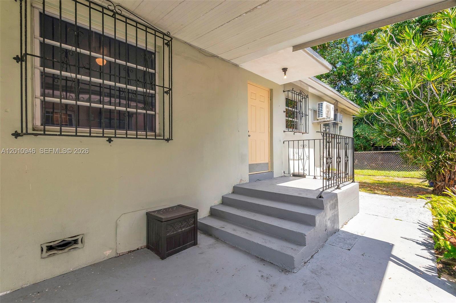 BRADLEY HEIGHTS - Residential