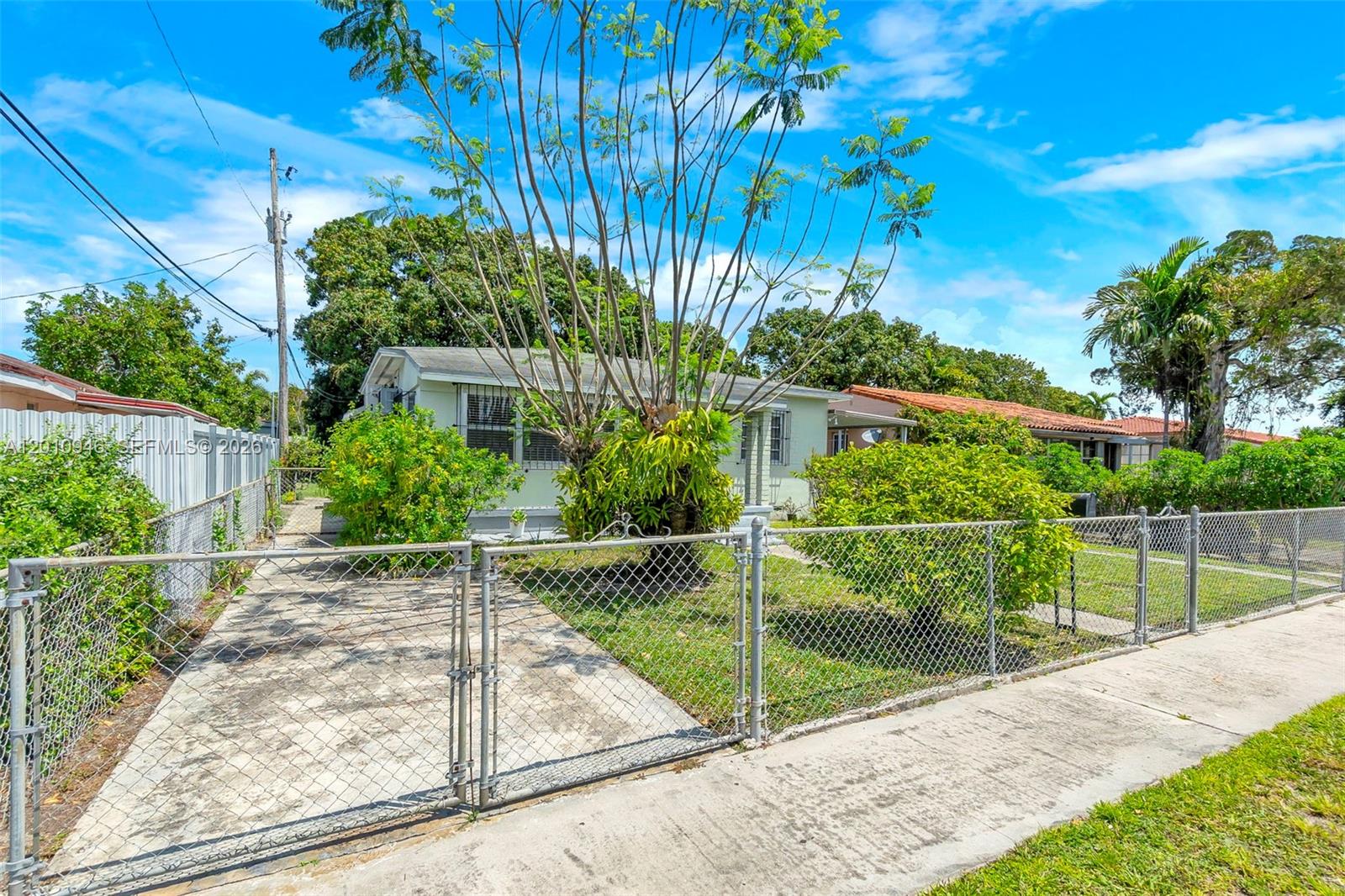 BRADLEY HEIGHTS - Residential