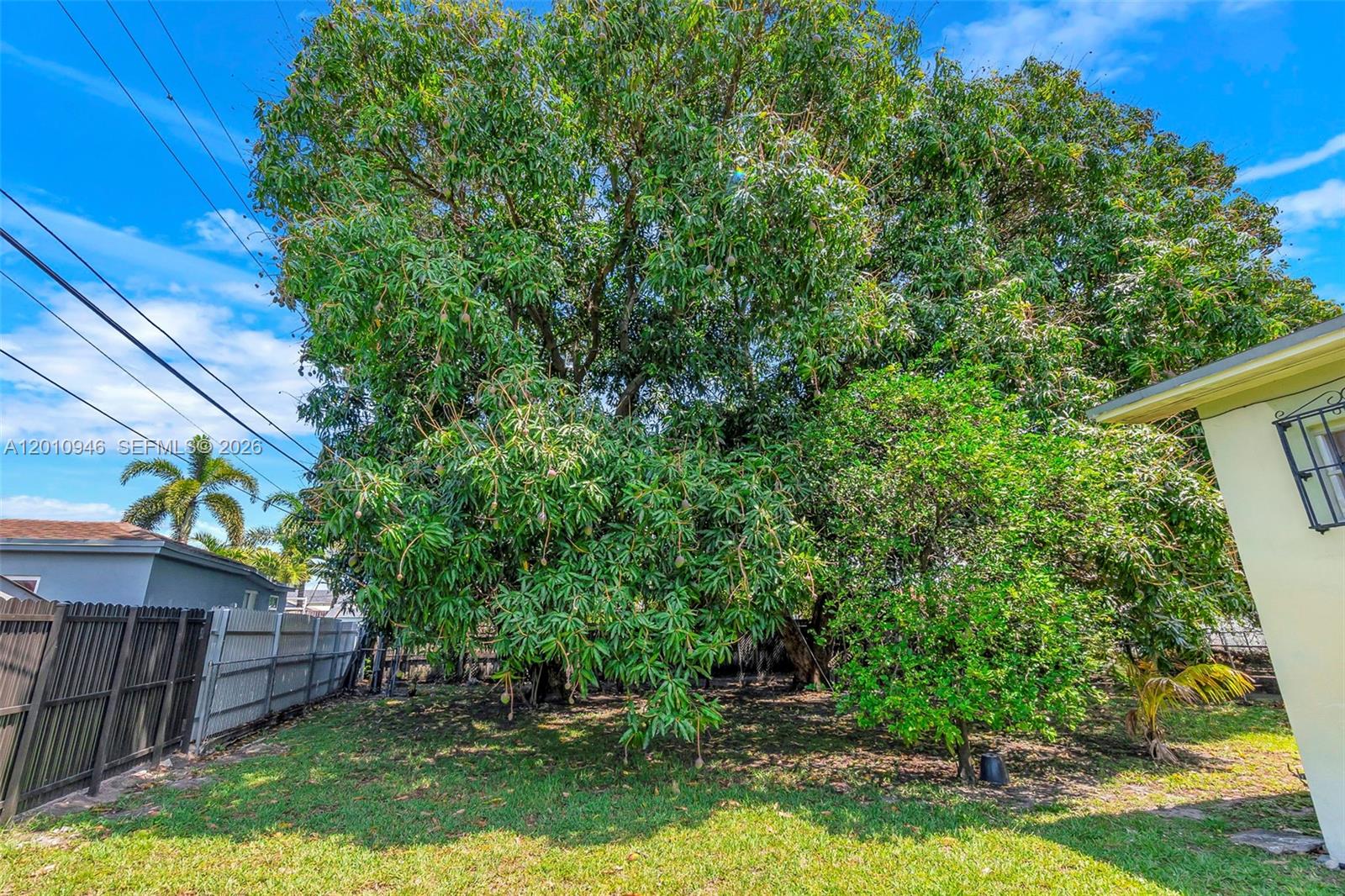 BRADLEY HEIGHTS - Residential
