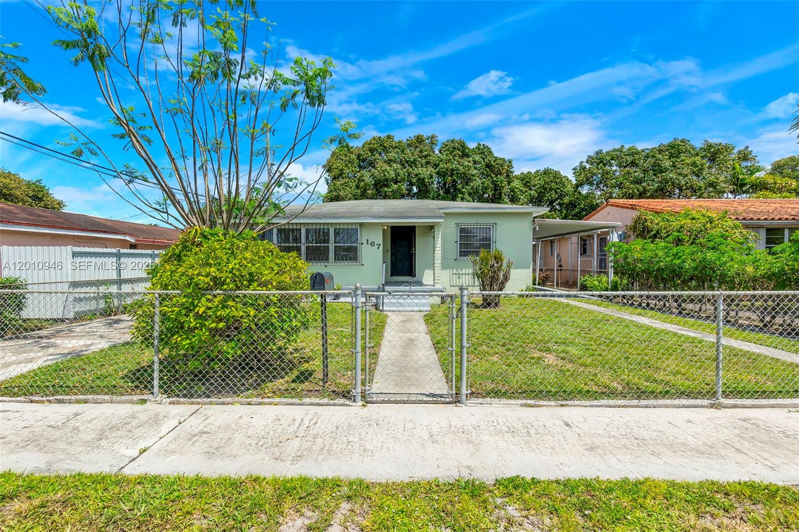 BRADLEY HEIGHTS - Residential