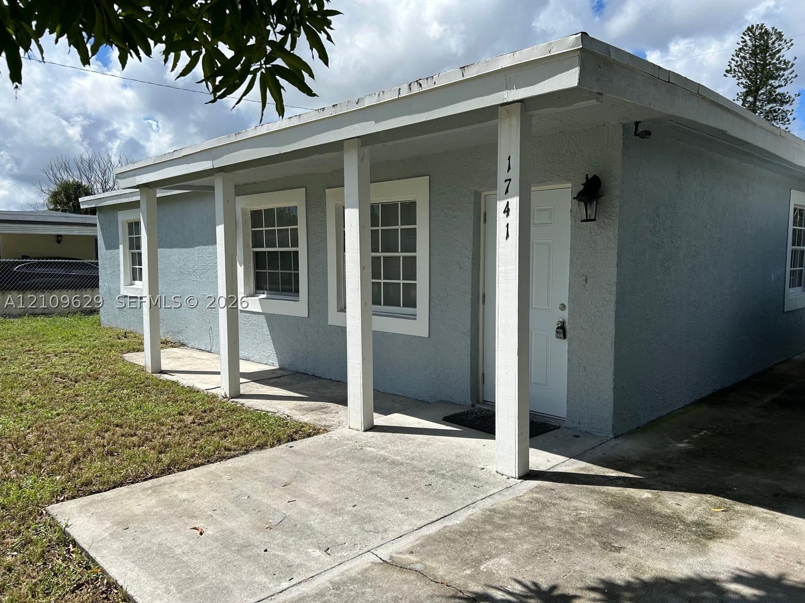 1741 NW 24th Ter