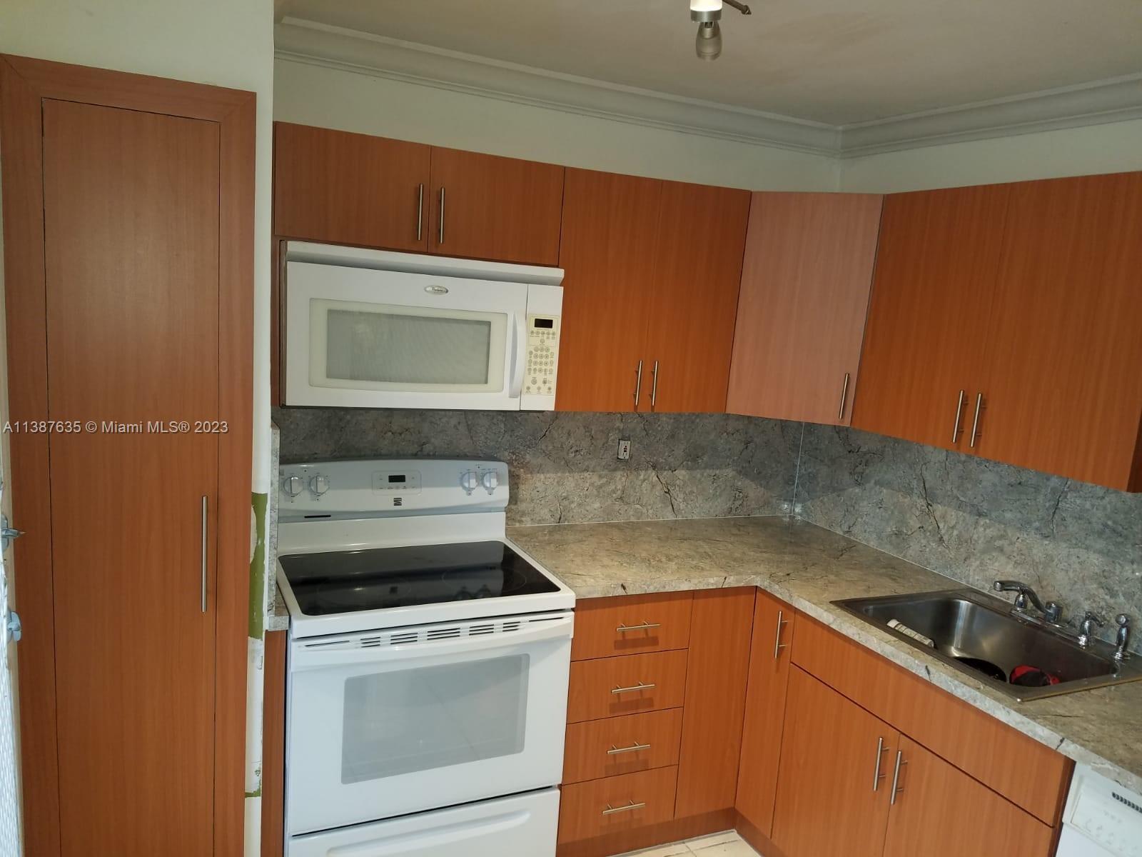1501 NE 191st St C107