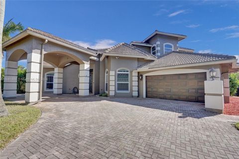 A home in Plantation