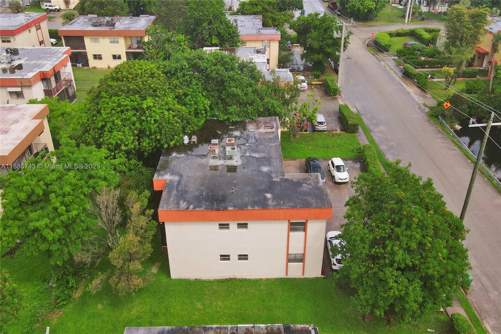 FUTURA VILLAS NO 3 CONDO - Residential Income