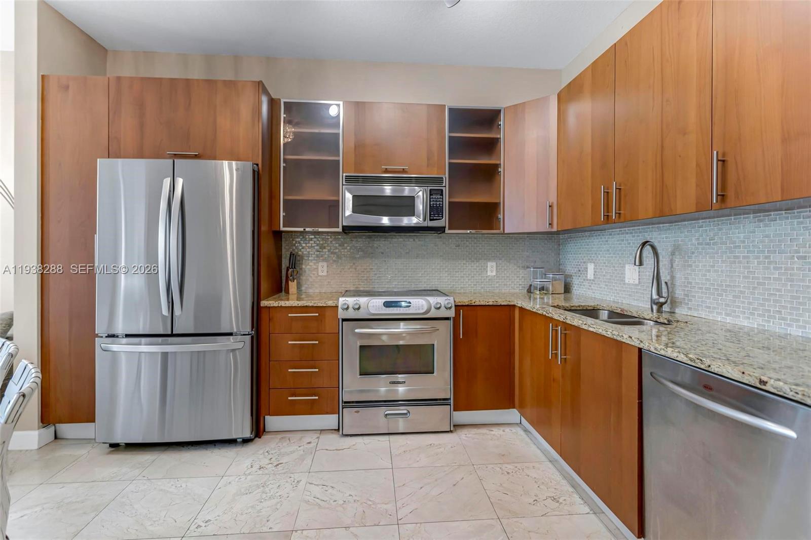 OCEAN MARINE YACHT CLUB C - Residential