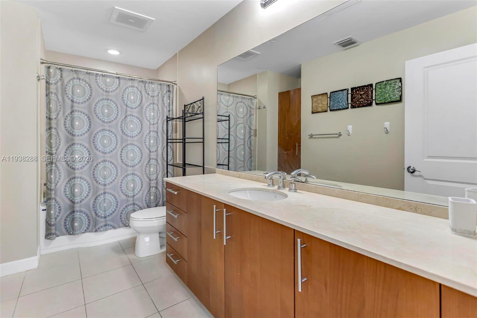 OCEAN MARINE YACHT CLUB C - Residential