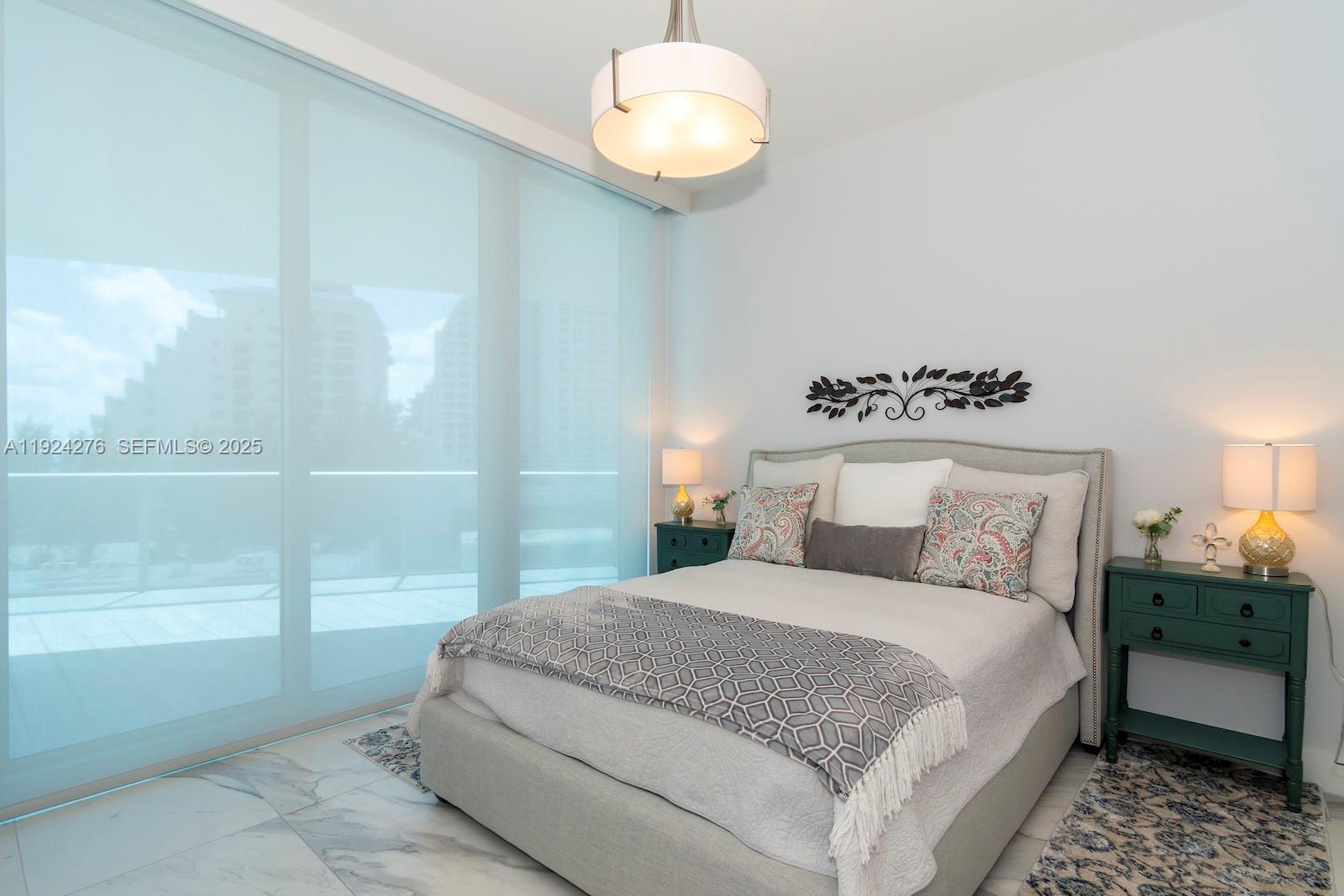 PARAMOUNT FT LAUDERDALE C - Residential Lease