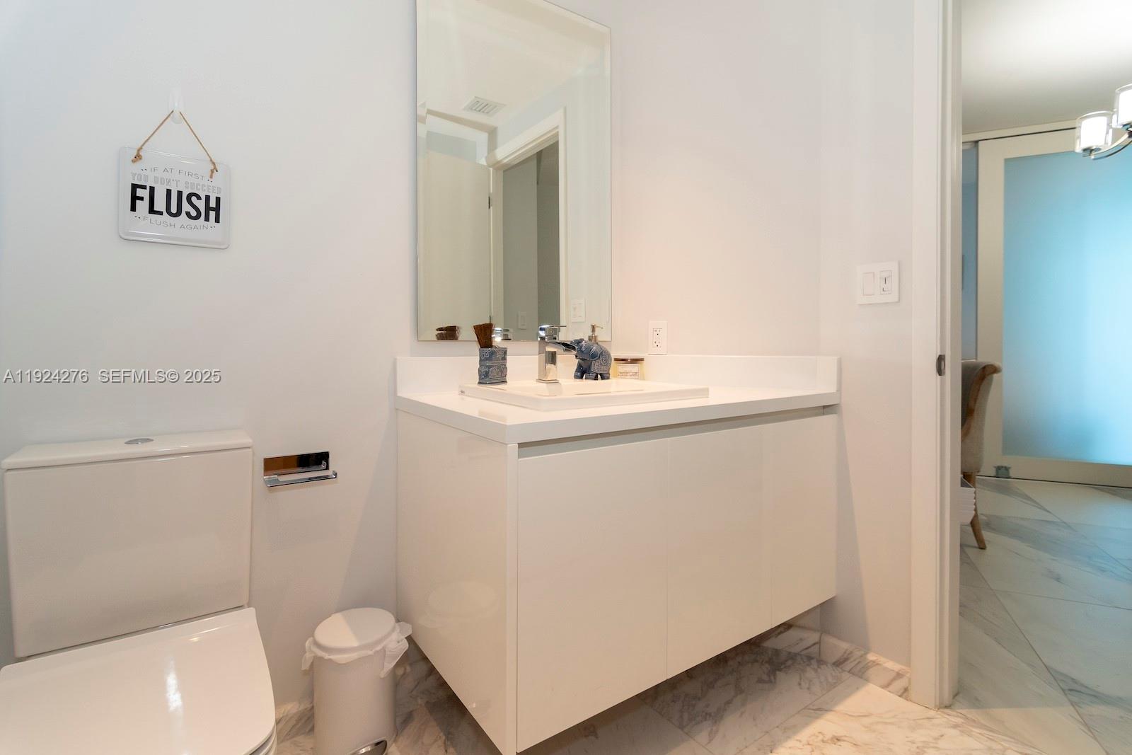 PARAMOUNT FT LAUDERDALE C - Residential Lease