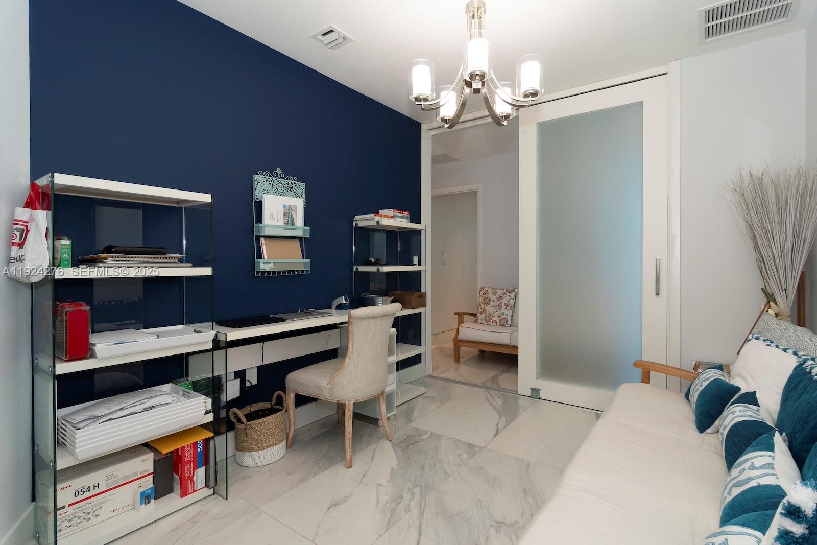 PARAMOUNT FT LAUDERDALE C - Residential Lease