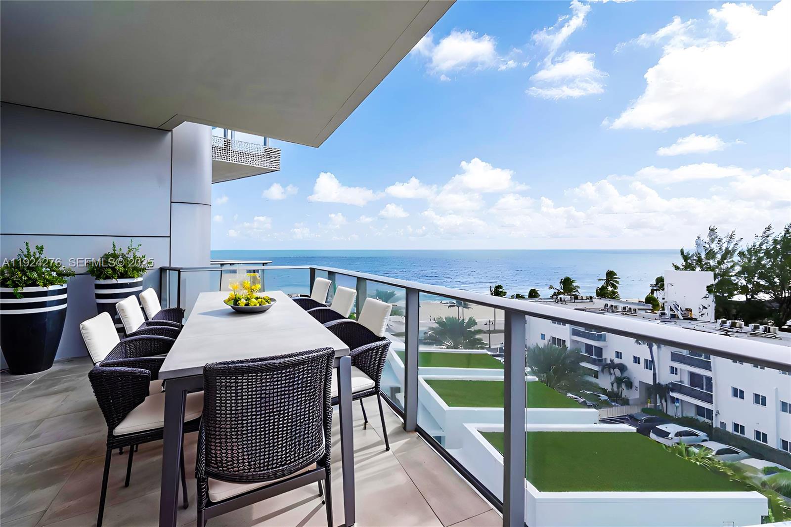 PARAMOUNT FT LAUDERDALE C - Residential Lease