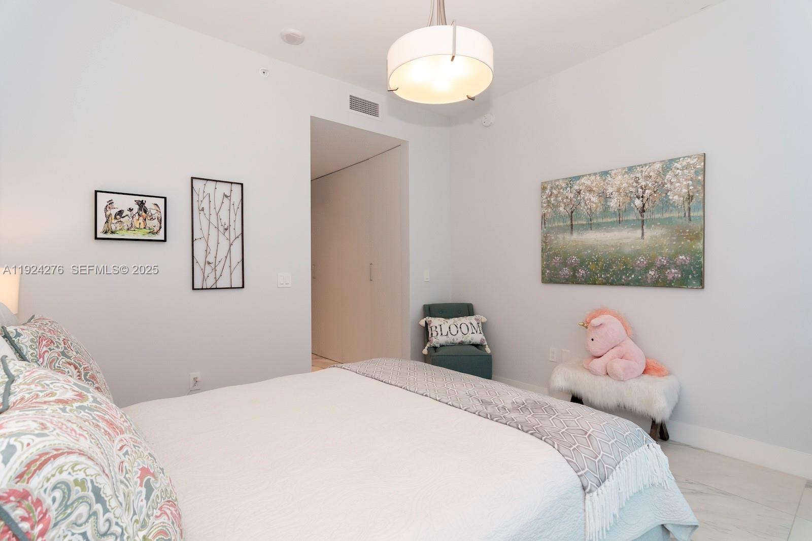 PARAMOUNT FT LAUDERDALE C - Residential Lease