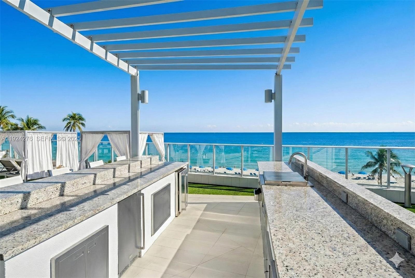 PARAMOUNT FT LAUDERDALE C - Residential Lease