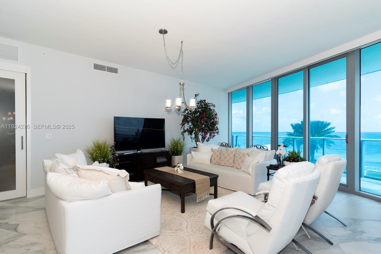 PARAMOUNT FT LAUDERDALE C - Residential Lease