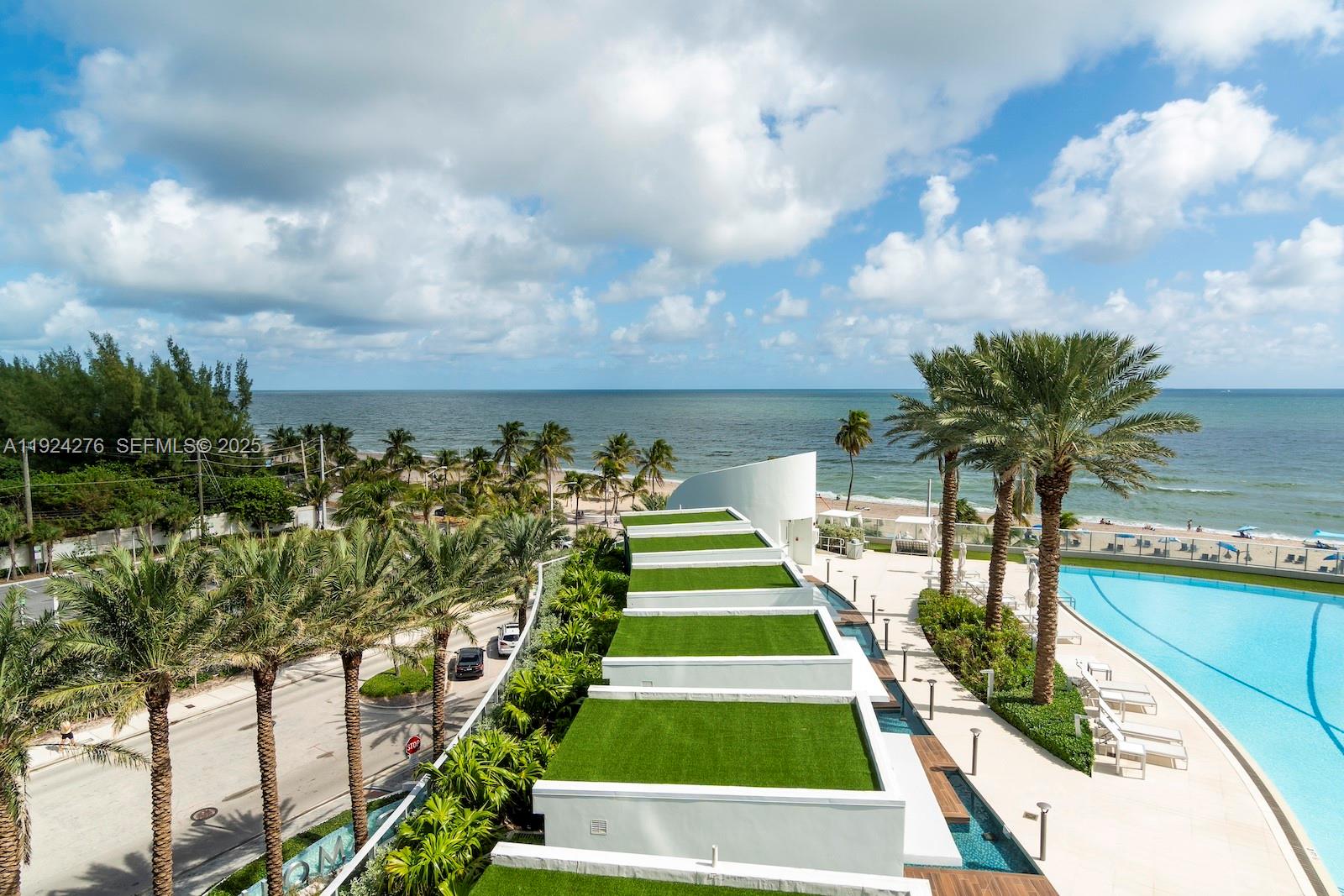 PARAMOUNT FT LAUDERDALE C - Residential Lease