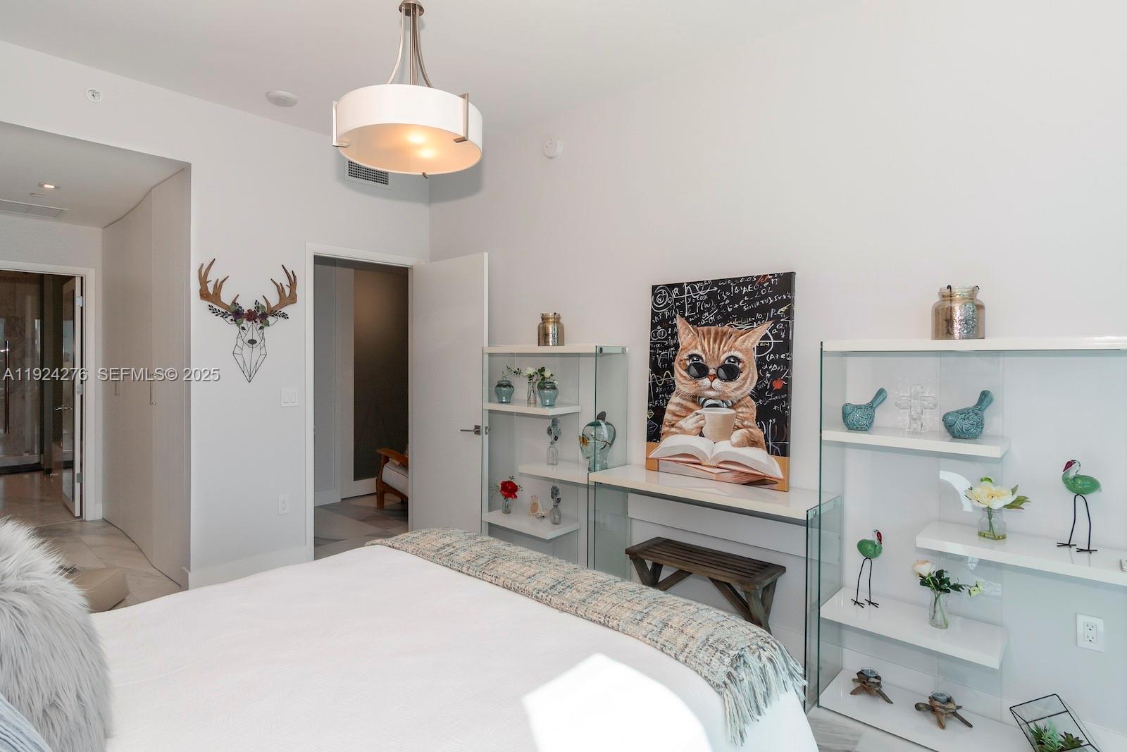 PARAMOUNT FT LAUDERDALE C - Residential Lease