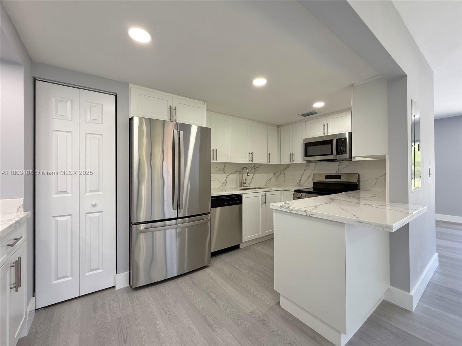 SYLVANIA HEIGHTS RESUB - Residential