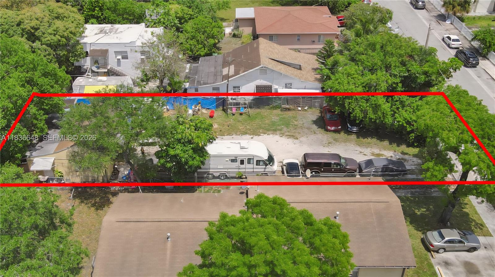 NORTHERN BLVD TRACK - Residential