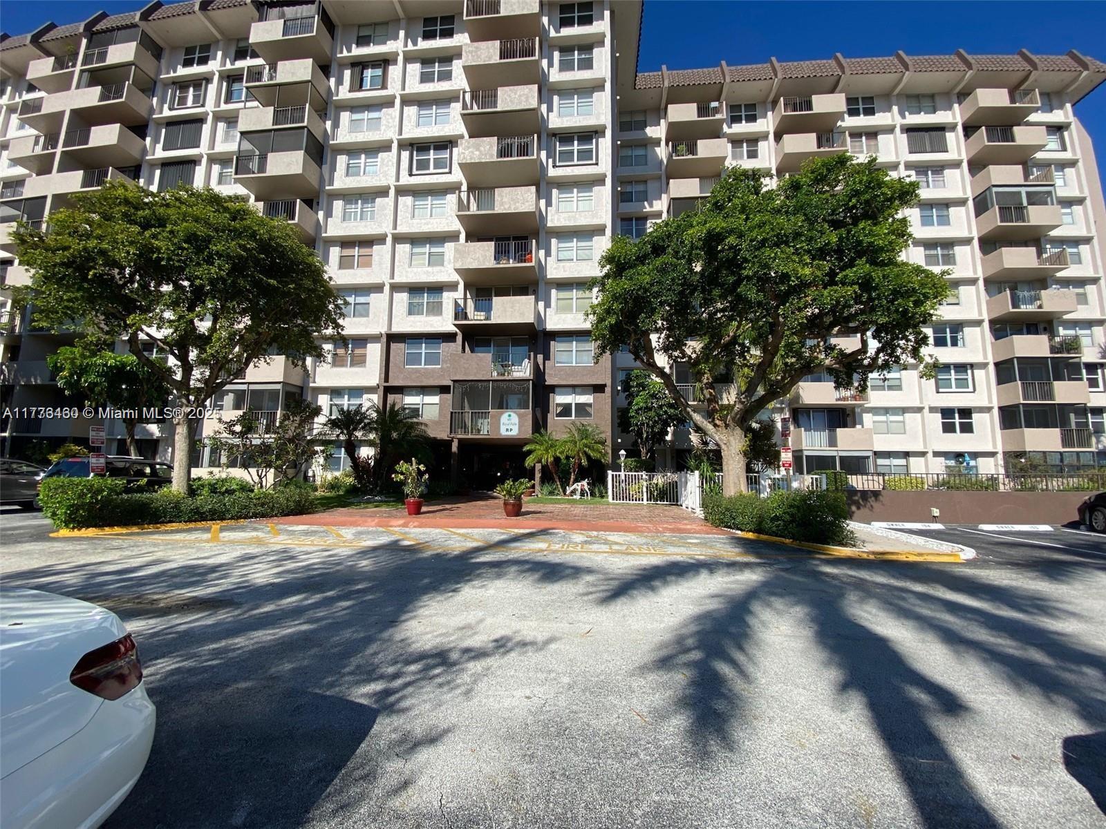 777 S Federal Hwy Rph12, Pompano Beach, Broward County, Florida - 1 Bedrooms  
1 Bathrooms - 
