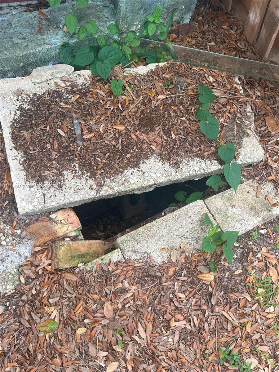 ELEANOR PARK - Residential