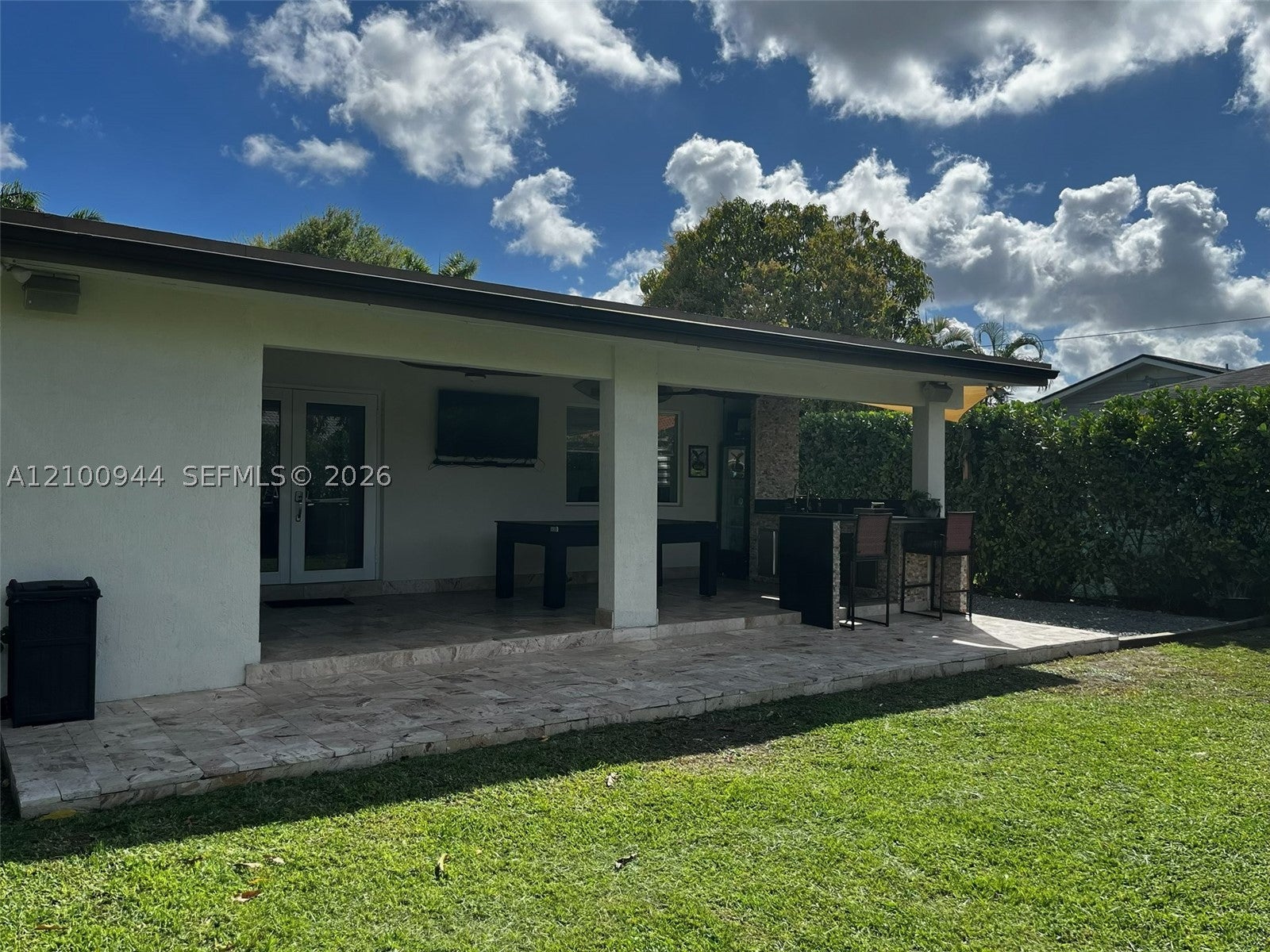 9975 NW 27th Ter
