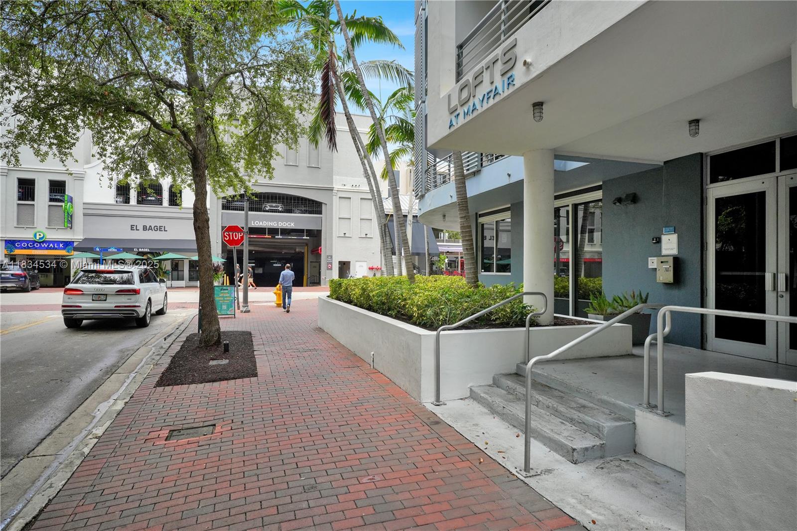 3339 Virginia St PH-1