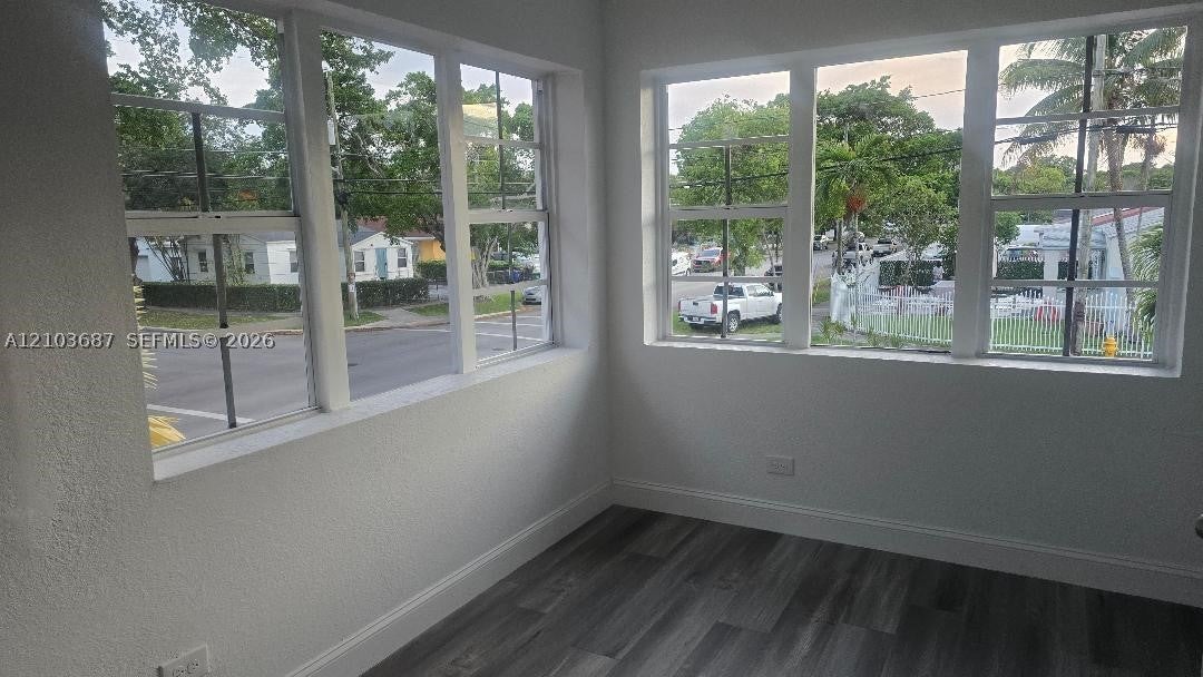 View photos, virtual tours, details... 2395 NW 30th St 1