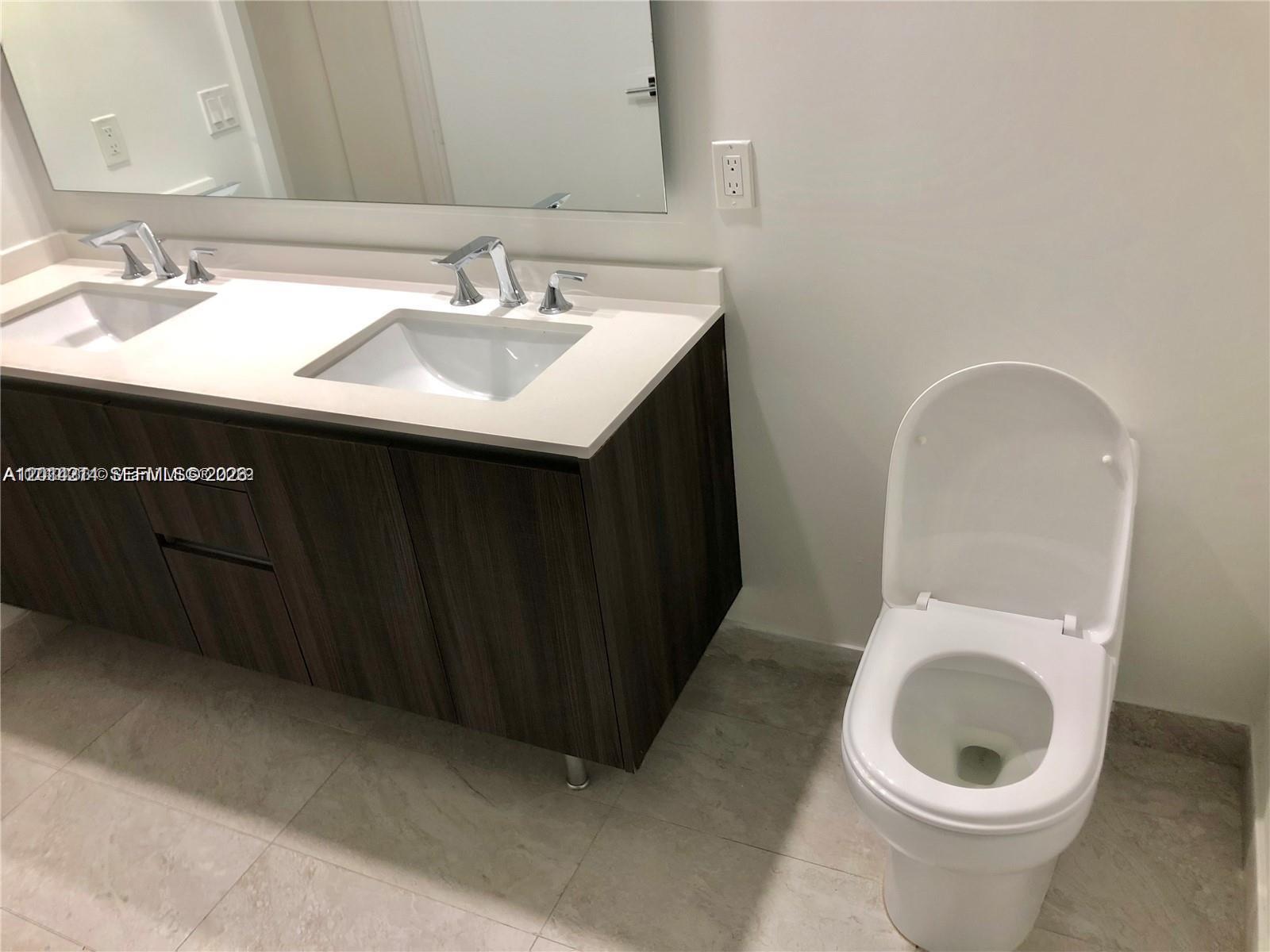 ARIA ON THE BAY CONDO - Residential Lease